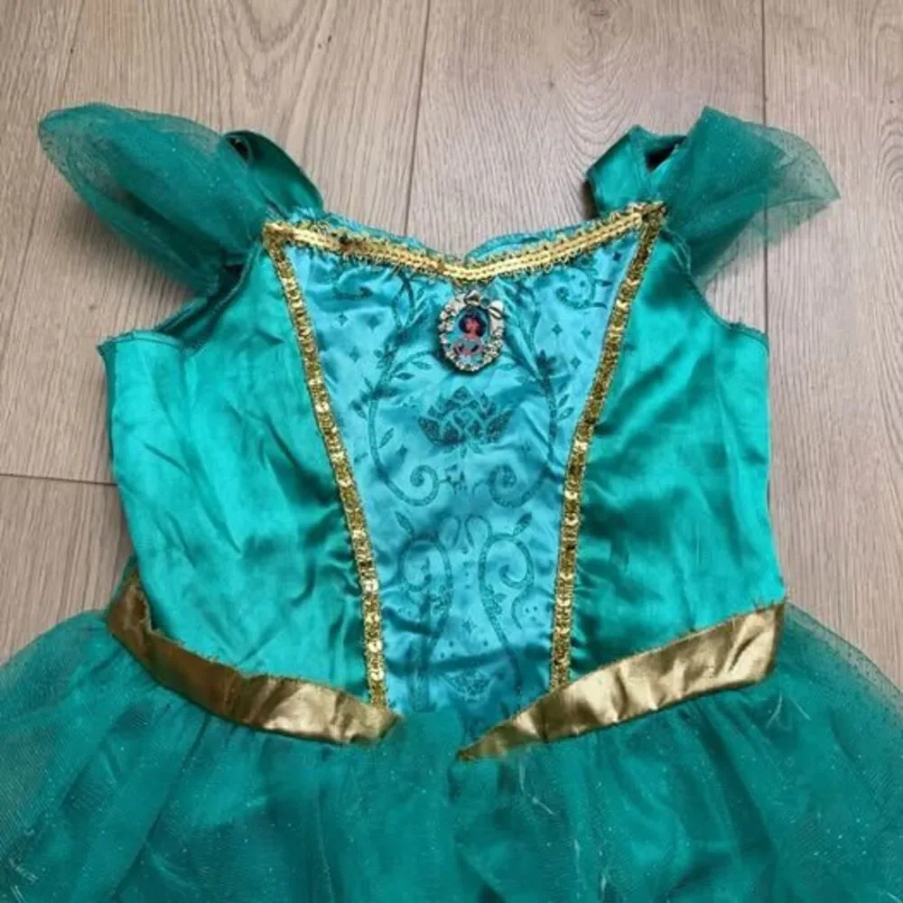 Disney Princess Jasmine Costume Size 4-6X Light up